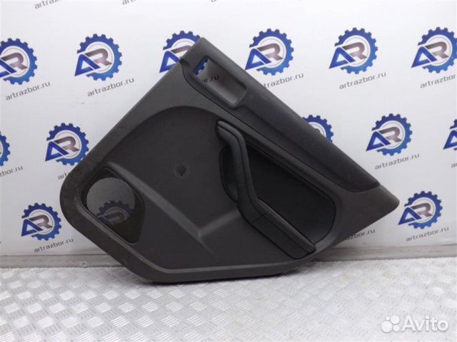 Обшивка двери задней правой Ford Focus 2 1.6 shdb
