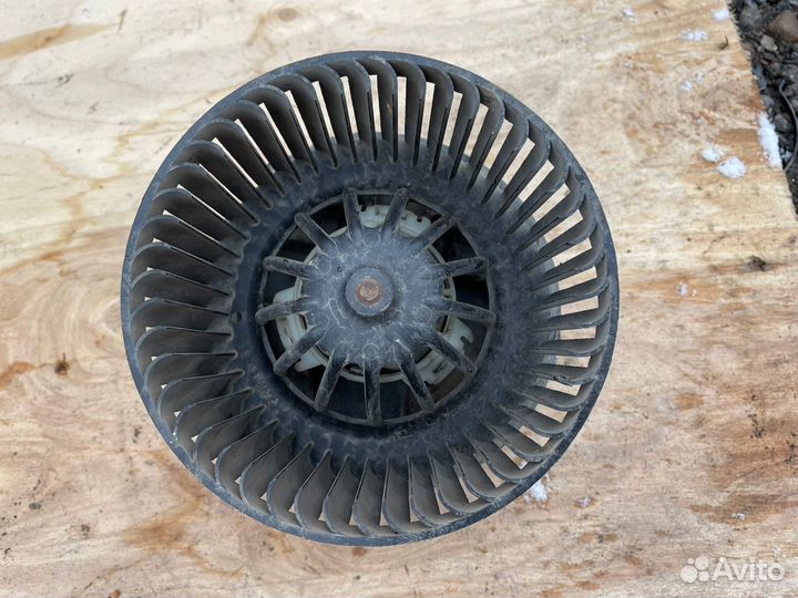 Логан 1 моторчик печки