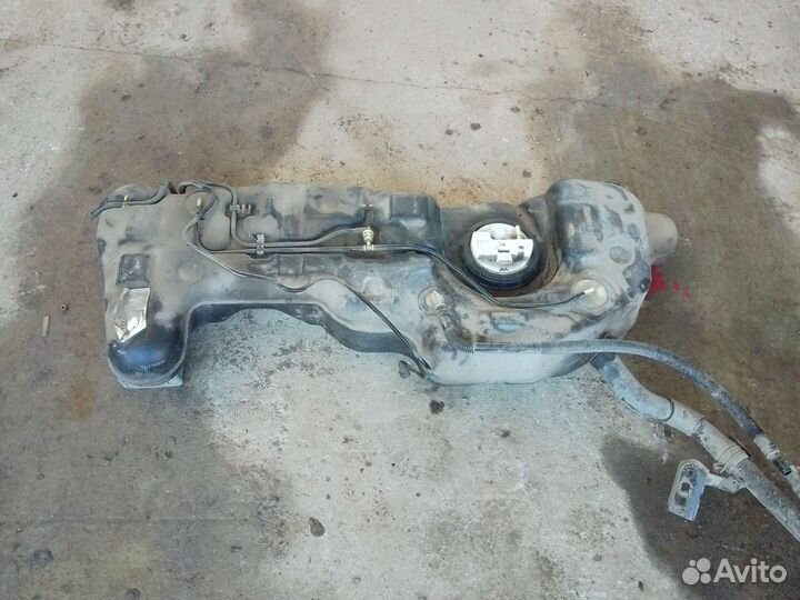 Бензобак nissan note