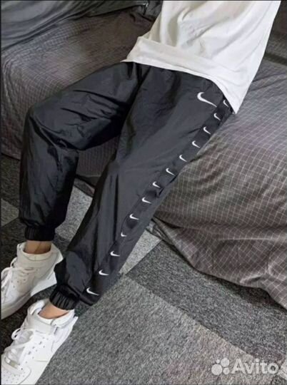 Спортивные штаны