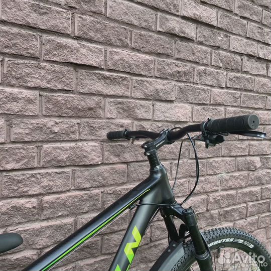 Велосипед горный алюминий на кассете 29.Новый