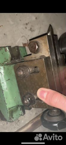 Задняя бабка удг