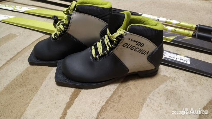 Комплект беговых лыж Quechua 150 см