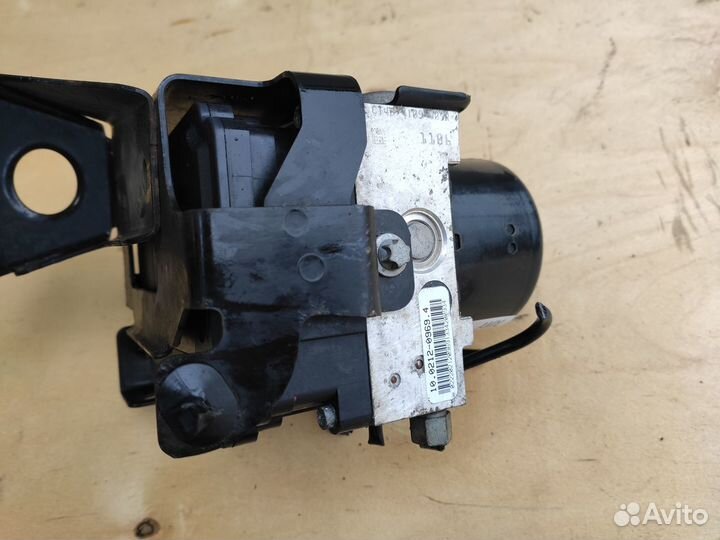 Блок ABS AMX 13440100 на Opel Astra J Zafira C