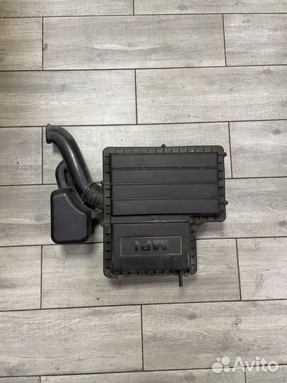 Корпус воздушного фильтра Фольксваген поло 5