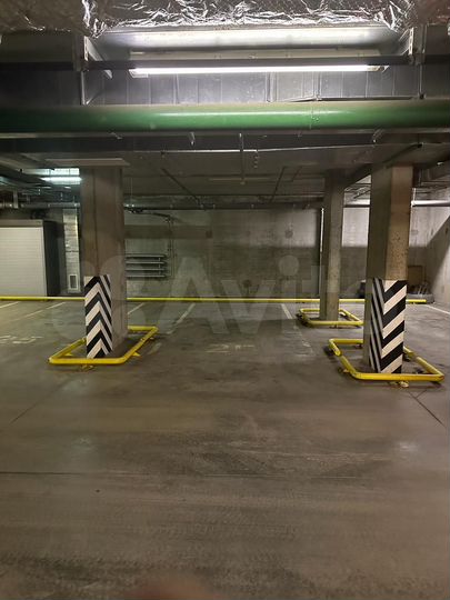 Машиноместо, 14 м²