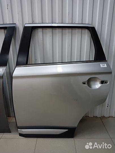 Дверь задняя левая Митсубиси Аутлендер 3 GF