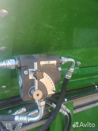 Разбрасыватель удобрений Оптсельмаш МЕГА-600, 2023