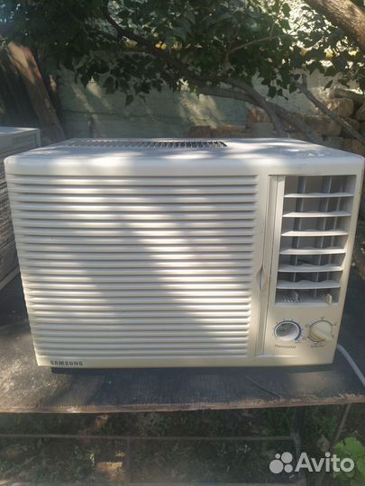 Оконный кондиционер бу 2шт