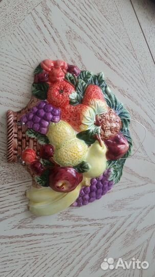 Декоративная вешалка