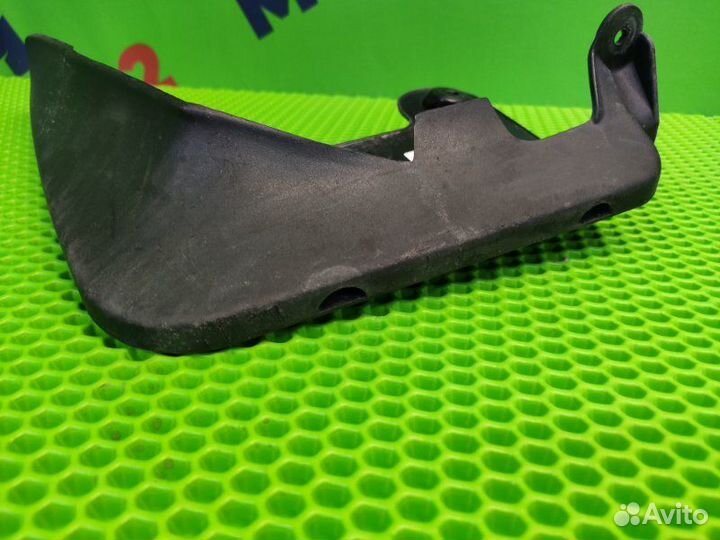 Брызговик передний левый Bmw X3 F25 N47D20C 2012