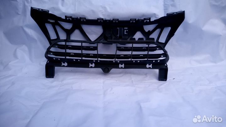 Porsche Cayenne 958 решётка переднего бампера
