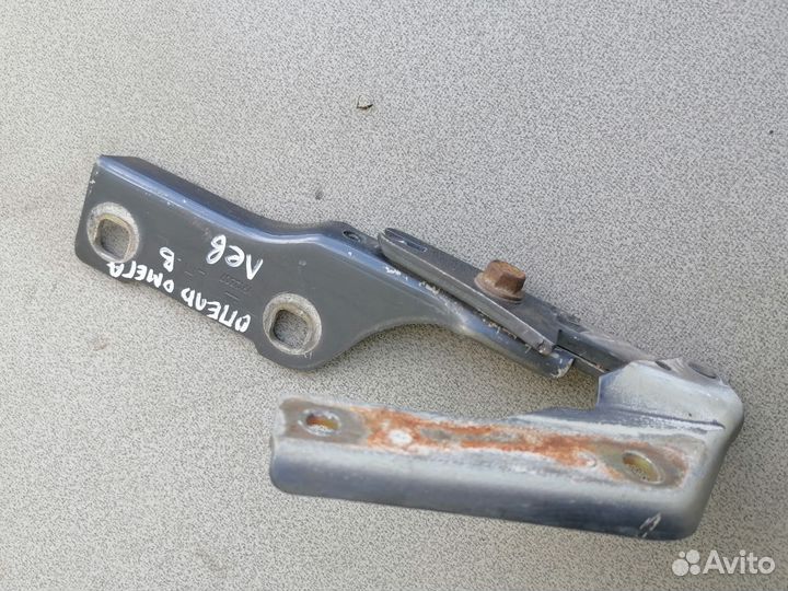 Петля капота оригинал для Opel Omega B 1994-2003