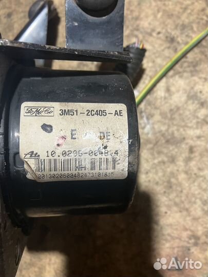 Блок ABS для Mazda 3 2003-2009 05B01