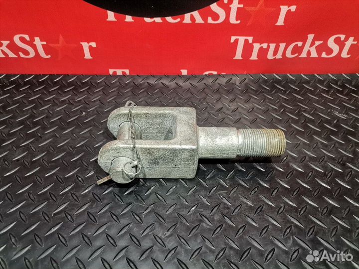 Крюк буксировочный камаз 5490