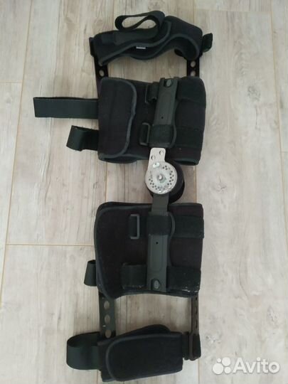 Ортез на коленный сустав