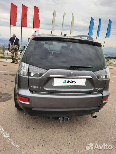Mitsubishi Outlander 2.4 CVT, 2012, 144 800 км