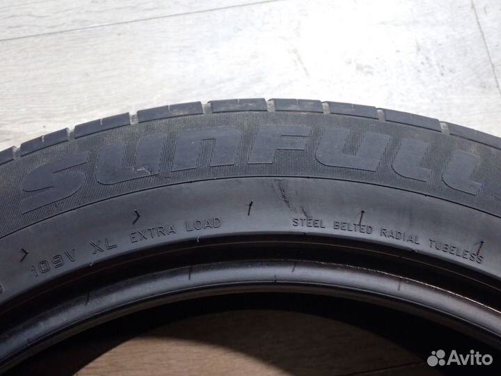 Sunfull Mont-Pro HP881 255/50 R20 109V