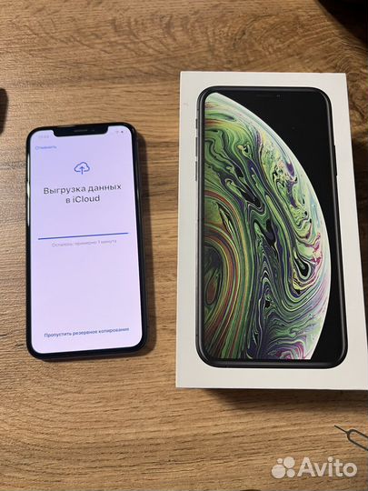 Телефон iPhone xs
