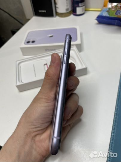 iPhone 11, 128 ГБ