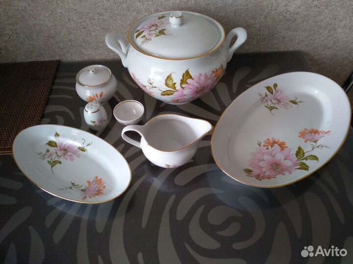 Посуда. Богдановичский фарфор