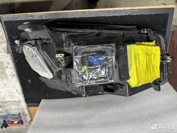 Фара передняя левая Mercedes GLC