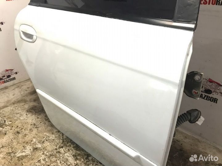 Дверь боковая задняя правая Kia Shuma лифтбек S6D