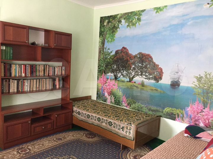 Дом 35 м² на участке 3 сот.