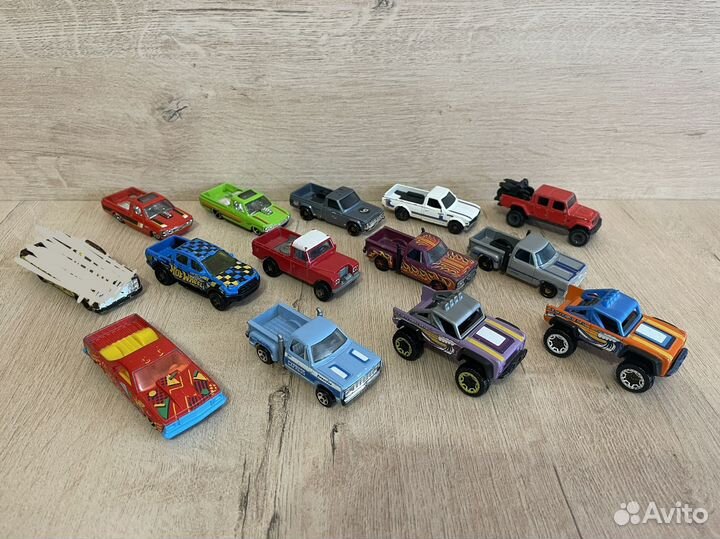 Hot wheels машинки #10