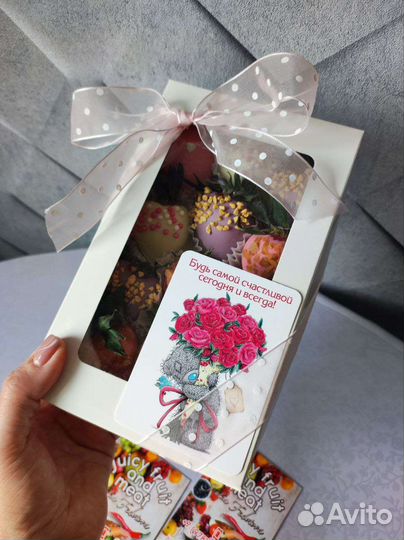 Клубника в шоколаде, съедобные букеты