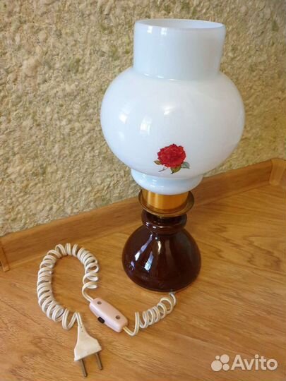 Настольная лампа времен СССР