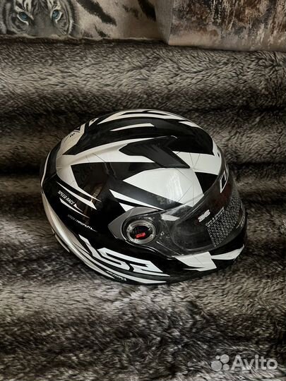 Продам шлем LS2