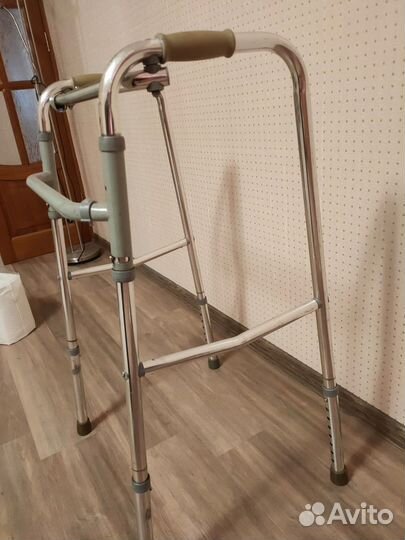 Ходунки для взрослых