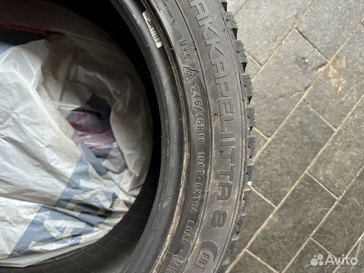 Nokian Tyres Hakkapeliitta 8 245/45 R18 100VR