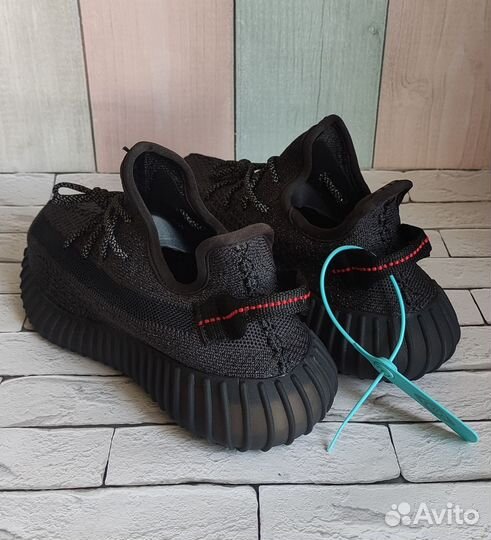 Кроссовки летние рефлективные yeezy boost V2 350