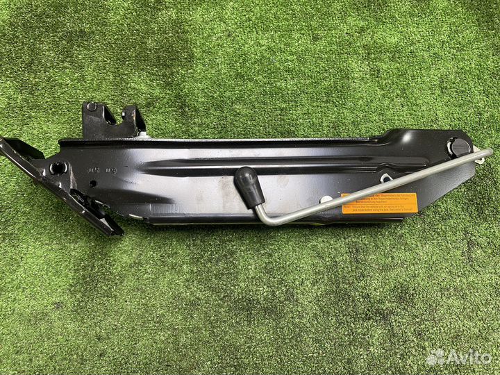 Домкрат новый audi q7 4l