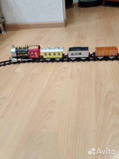 Поезд с железной дорогой