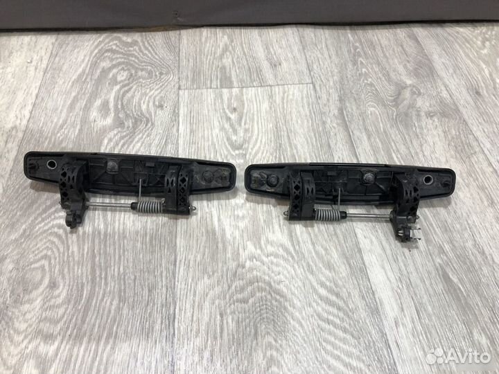 Ручки дверей Nissan Terrano 3 (D10)