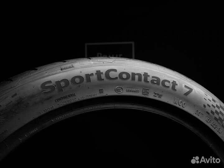 Continental ContiSportContact 7 285/40 R22 и 315/35 R22