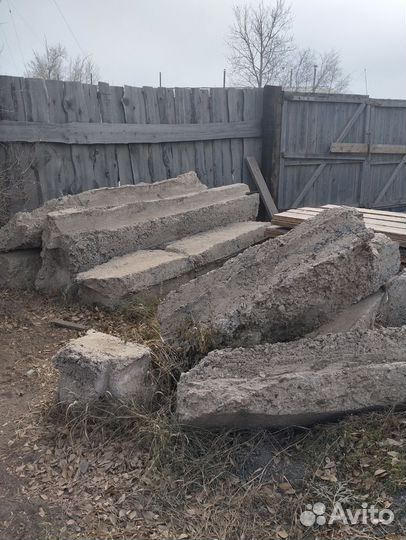 Фундаментные блоки под бытовки
