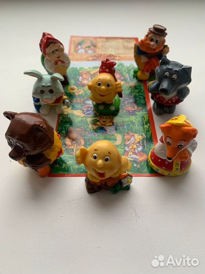 Игрушки из киндера Сказка на ладошке