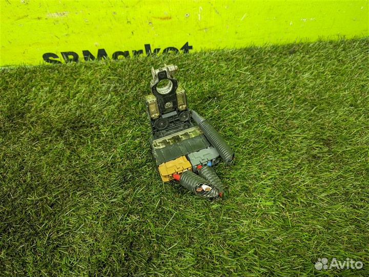 Клемма Nissan Fuga KY51 VQ37VHR 2010