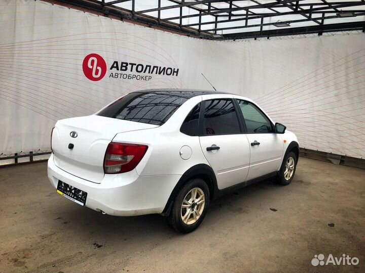 LADA Granta 1.6 МТ, 2016, 179 324 км