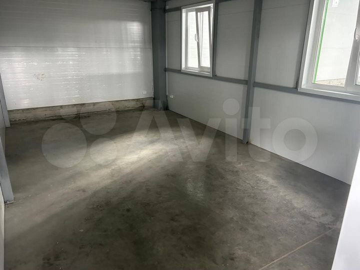 Склад, 1122 м²