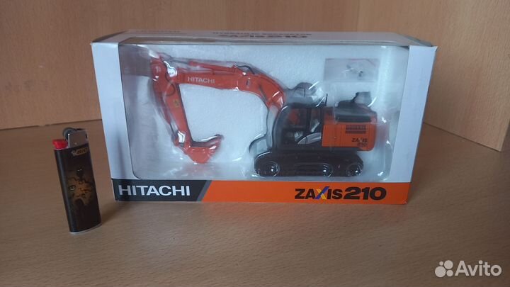 Моделька экскаватор Hitachi 210 1:50