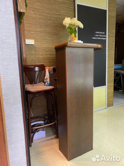 Стойка ресепшн угловая