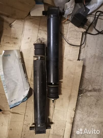 Задние амортизаторы для Mercedes Benz w126 (2шт.)