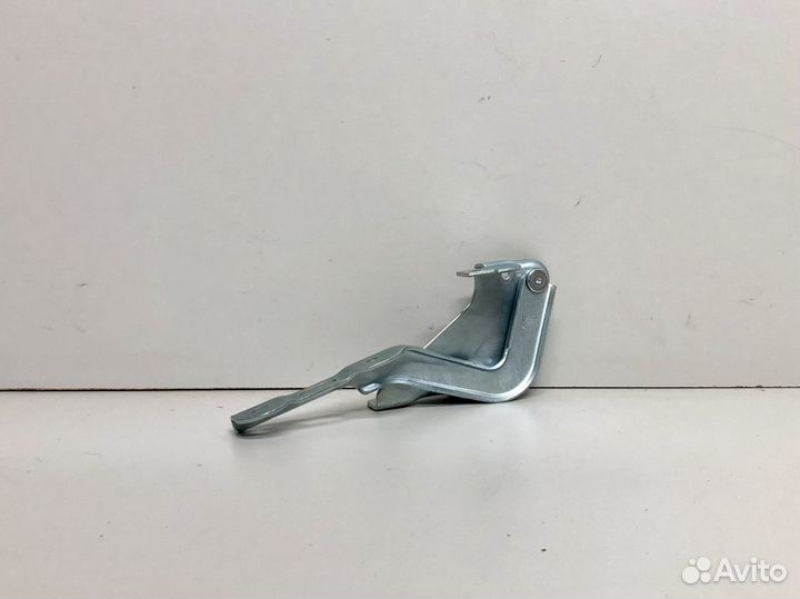 Петля капота правая LADA Vesta 2015
