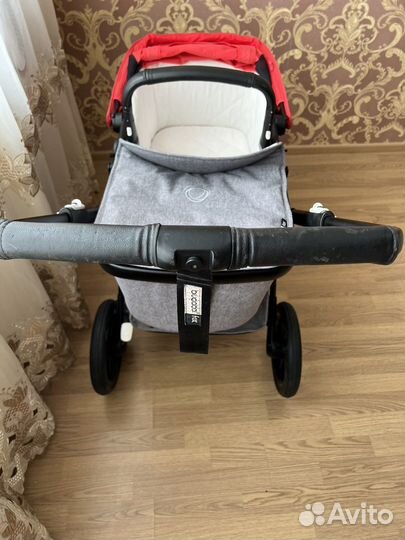 Коляска Bugaboo Fox 2 в 1 Classic на черной шасси