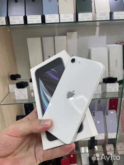 iPhone SE (2020), 128 ГБ